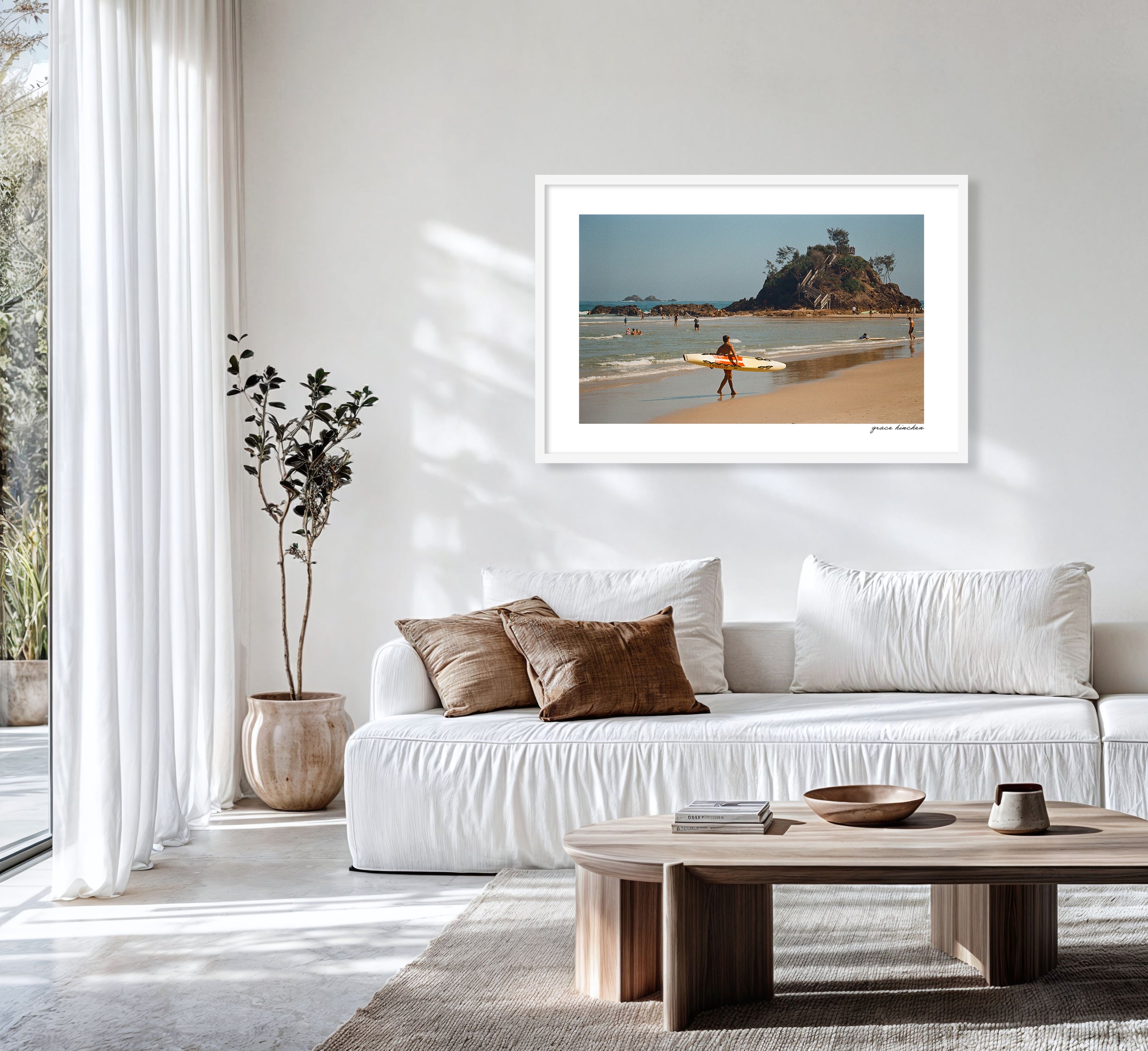 Surf Lifesaver, Byron Bay