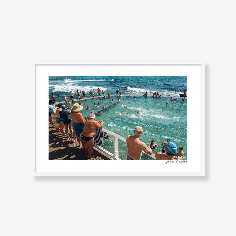 Race Day At Bronte Baths