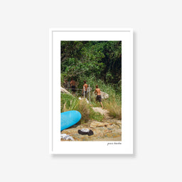Surfers Access The Pass, Byron Bay