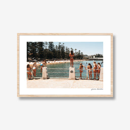 Ready to Jump, Manly Promenade